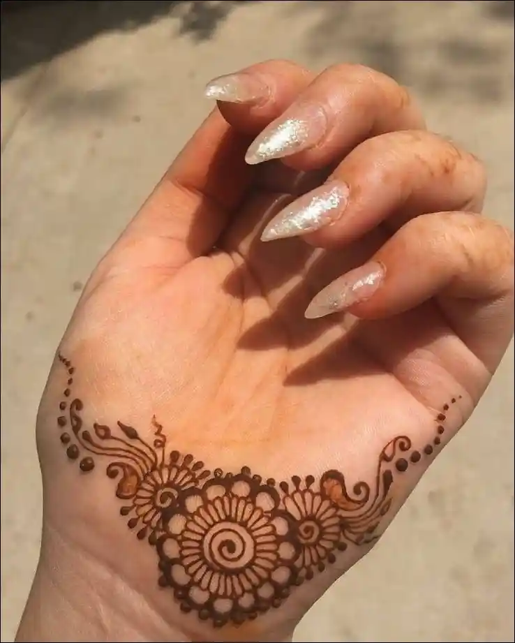front-hand-mehndi-design