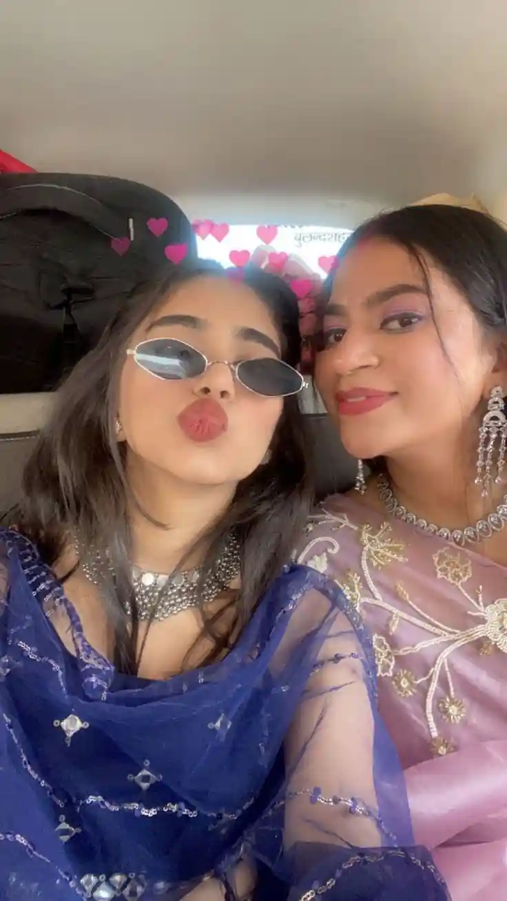 instagram-cute-couple-dp