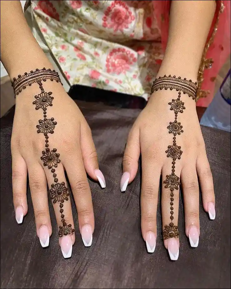 mehndi-design-simple