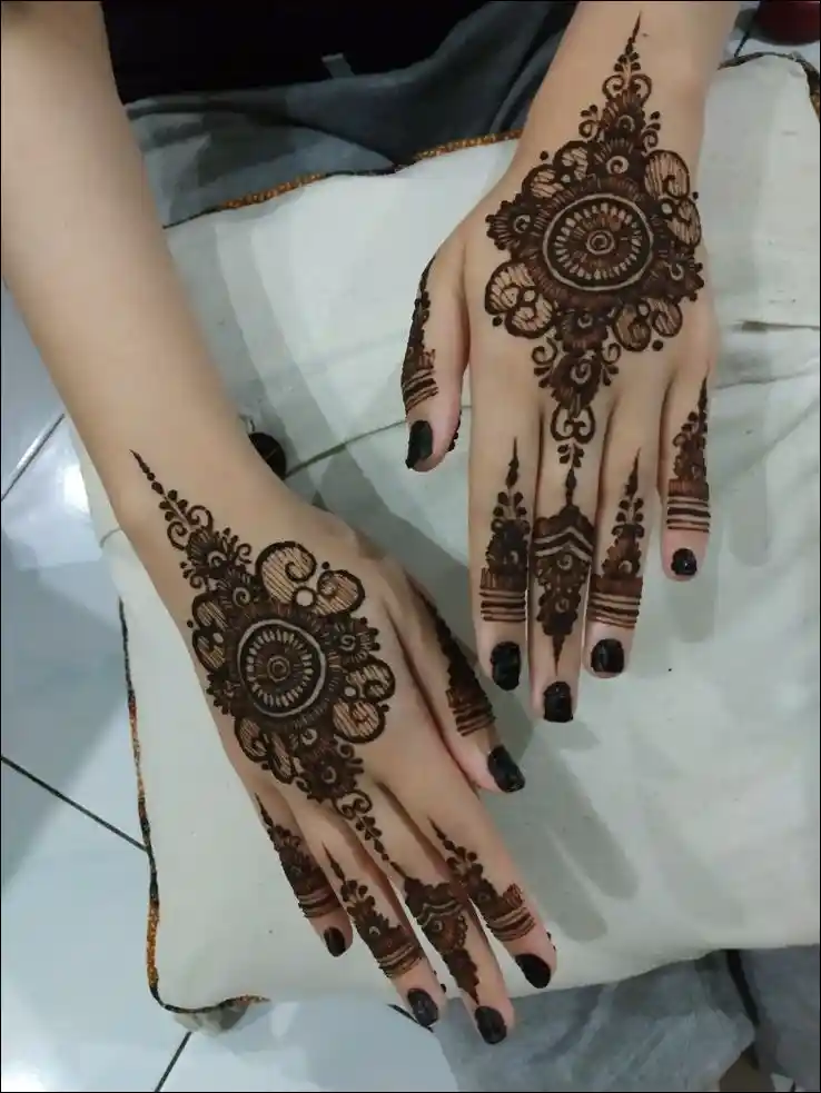 new-mehndi-design-images