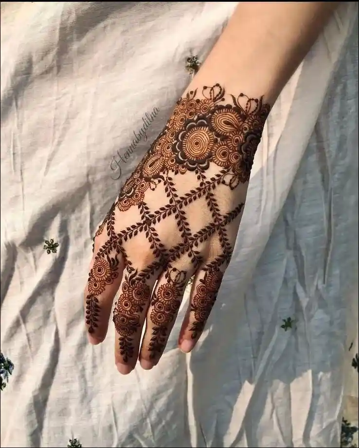 new-mehndi-design-images