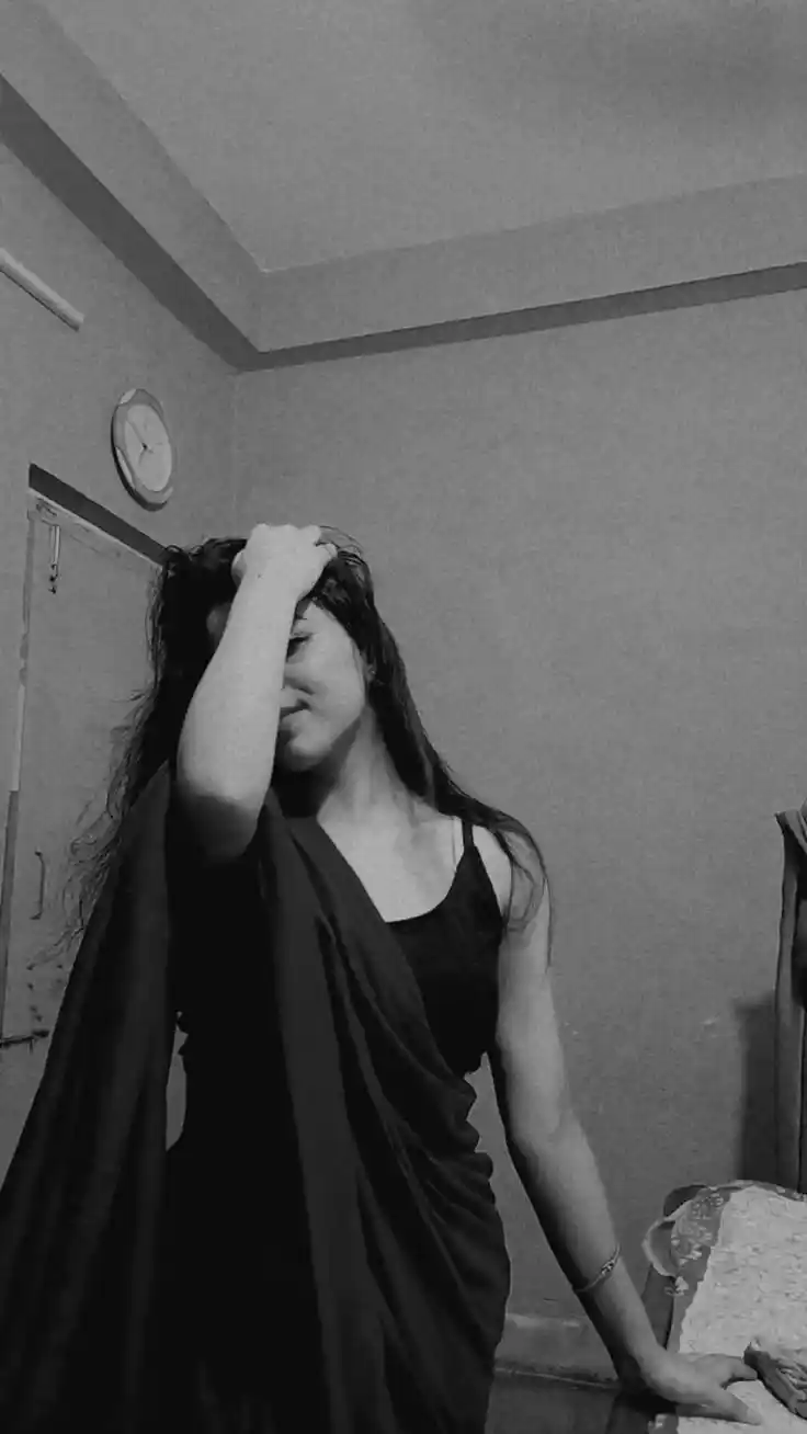 real-hide-face-girl-pic