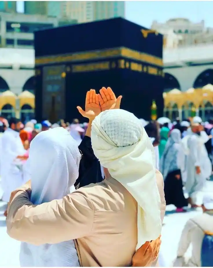 romatic-cartoon-couple-dp