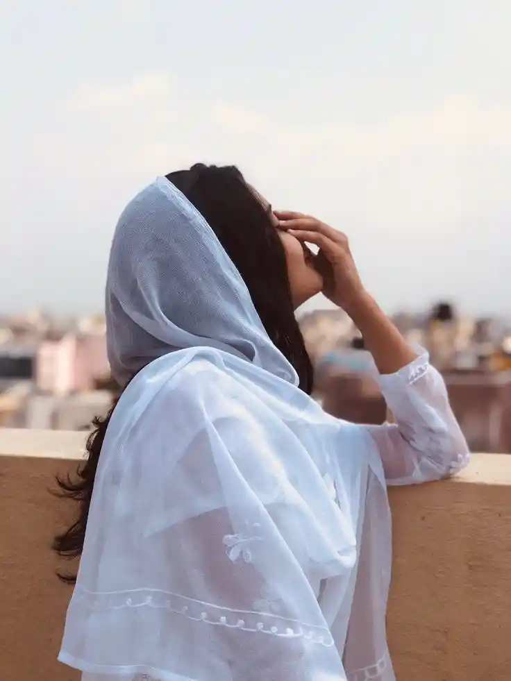 hot-girl-dp-for-facebook-dp