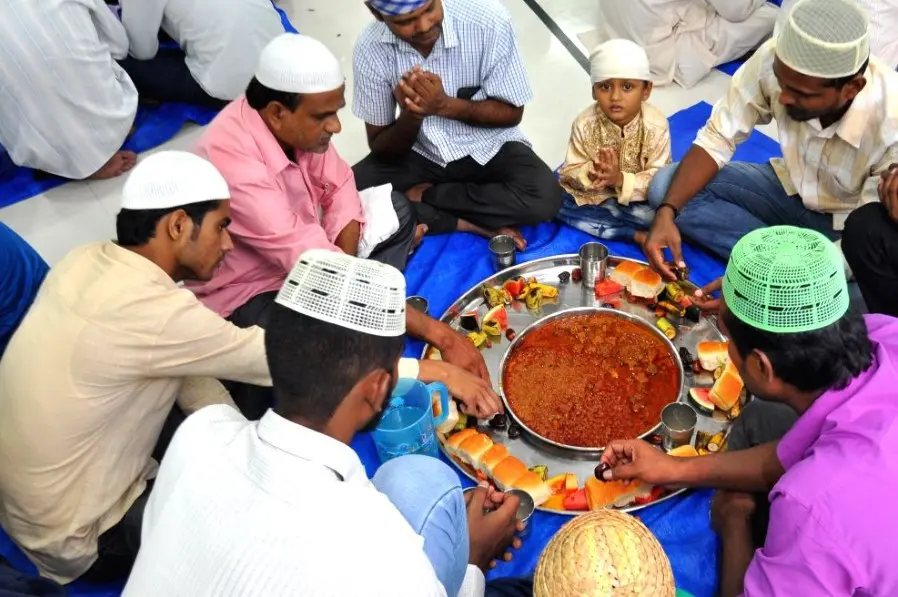 The Role of Giving in the Celebration of Ramadan and Its Effect on Communities